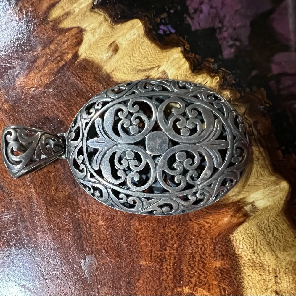 Carolyn pollak pendant